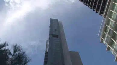 Şişli’deki Torun Center’ın 42’inci Katında Çıkan Alevler Paniğe Yol Açtı