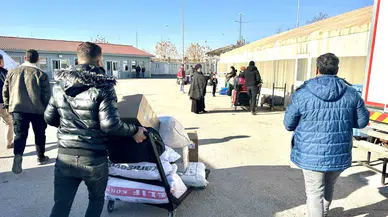 Suriye’de Esad Rejiminin Yıkılmasıyla Mülteciler Ülkelerine Dönmeye Devam Ediyor