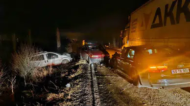 Tokat Belediye Başkanı Yazıcıoğlu’nun Makam Aracının da Karıştığı Kazada 7 Kişi Hafif Yaralandı