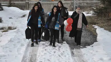 Üniversiteli Gençlerin Elleriyle Gönüller Buluşuyor