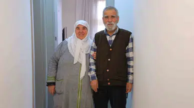 Yeni Yuvasına Kavuşan Depremzede: "Biz Evsiz de Kalabilirdik Fakat Vatansız Olamayız"