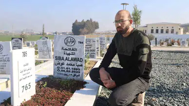 12 Yıl Sonra Ülkesine Dönecek Olan Suriyeli Ahmet Elali, Sarsıntıda Vefat Eden Ailesinin Mezarına Giderek Dua Edeceği Günü Bekliyor