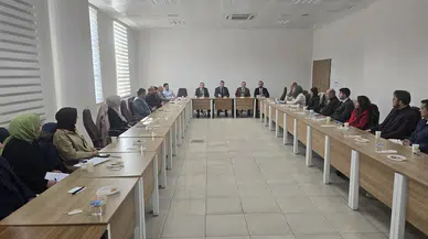 Acil Sağlık Hizmetleri Masada