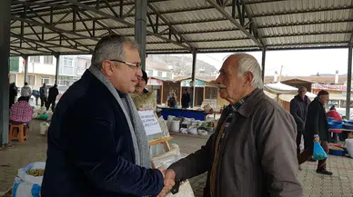 Başkan Pazarda