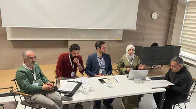 Lisansüstü Öğrencilerin Çalışmalarını Masaya Yatırdılar