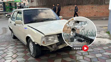 Otomobil İş Yerinin Duvarına Çarptı, O Anlar Kamerada