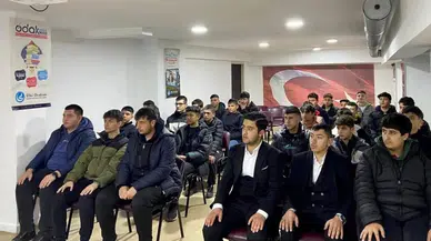 Tosik, Yeni Katılan Gençlerle Buluştu
