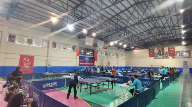 Yıldızlar Masa Tenisi Turnuvası Başladı