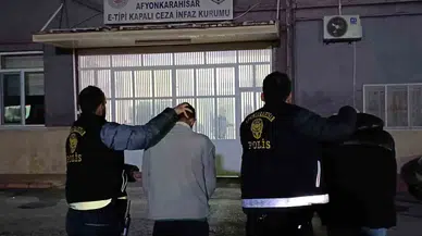 Annesini Öldüren Genç ve Ona Yardım Eden Şahıs Tutuklandı
