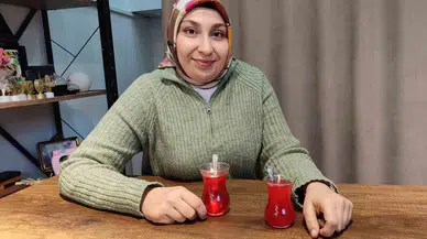 Babasına Latife Hedefli Yaptığı Çay Biçimindeki Mum Geçim Kaynağı Oldu