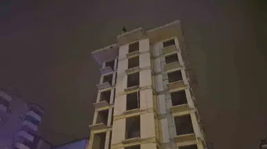 Bartın Emniyet Müdürlüğü Binası Önünde Hareketli Saatler