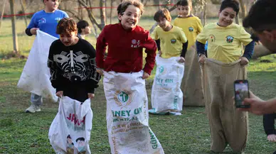 Bu Kampta Çocuklar Hem Eğlendi Hem de Ormanda Hayatta Kalmayı Öğrendi