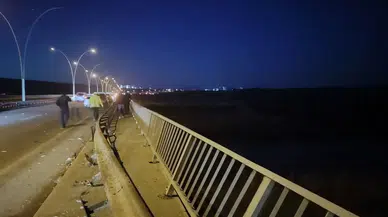Edirne’de 20 Tonluk Tır Köprüden Düştü: 2 Yaralı
