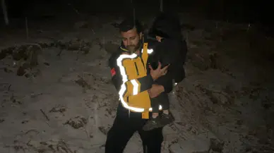 Gruplar, Kardan Yolu Kapanan Köydeki Hasta Çocuk İçin Seferber Oldu