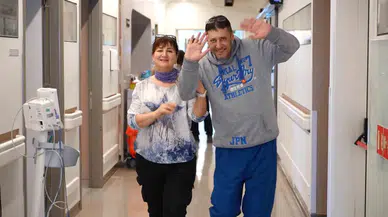 ’Halsizim’ Diye Gitti Hastanede 12 Santimetrelik Dev Kitleyle Karşılaştı