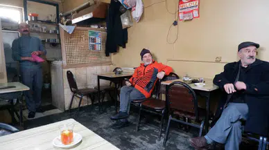 Her Bir Bardak Çayında ’Besmele ve Dua’ Var