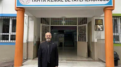 İzmir’de 46 Yıllık Öğretmene Duygusal Veda