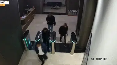 İzmir’de Geçersiz Polis Dehşeti: Meskenlerine Girdiler, Ellerini Kelepçeleyip Paraları Gasbettiler