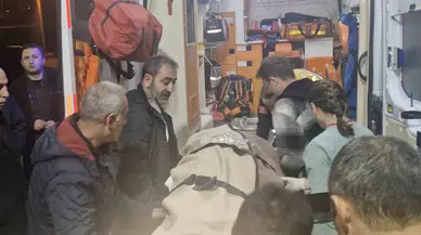 Kamyonun Çarptığı Polis Memuru, Eğitim ve Araştırma Hastanesine Sevk Edildi