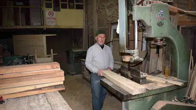 Malatyalı Aile Üç Nesildir Ağaçlara Form Veriyor