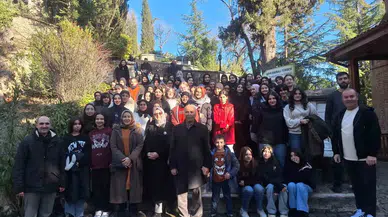 Pir Edebali Türbesi Yarıyıl Tatilinde Ziyaretçi Akınına Uğruyor