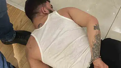 "Plakalara Düzgün Bakın Tahminen Bulursunuz" Paylaşımı Yapan Cezaevi Firarisini Adana Polisi Yakaladı