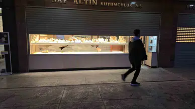 Safranbolu’daki Kuyumcu Soygununda Çalınan Altınlar Ele Geçirildi, Zanlılar Her Yerde Aranıyor