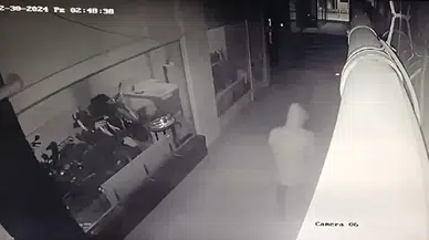 Soygun Planı Cam Pürüzüne Takıldı, O Anlar Kameralara Anbean Yansıdı