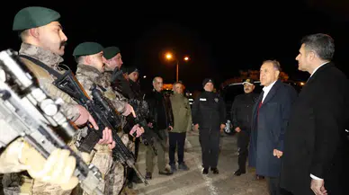 Vali Usta, Yılın Son ve Birinci Bebeklerine Altın Taktı