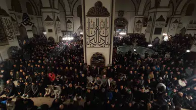 Yılın Birinci Sabah Namazında Binlerce Vatandaş Ulucami’ye Akın Etti
