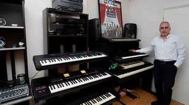 40 Yıllık Müzik Aşkını, Nostaljik Müzik Klavyeleri ile Taçlandırdı