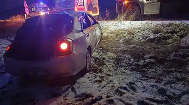 Otomobil Takla Attı: 3 Yaralı