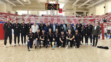 Sungurlu Belediyespor Kupasını Aldı