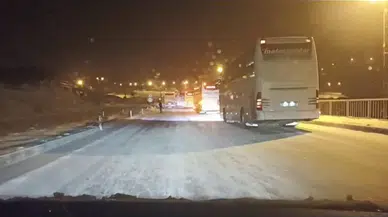 Ağır Kar Yağışı Nedeniyle Sivas’ta Ulaşımda Aksamalar Yaşanıyor