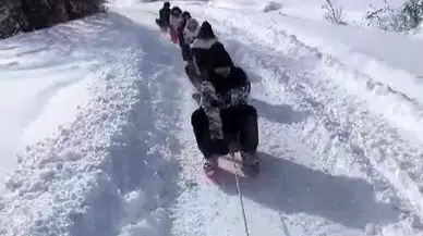 Atv’ye Bağlı Kızaklarla Kayak Keyfi Yaptılar