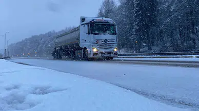 Bolu Dağı’nda Kar Tesirli Oluyor