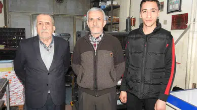 Dededen Toruna Üç Nesil Bir Ortada Matbaacılık Yapıyor