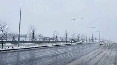 Diyarbakır’da Kar Yağışı Yerini Yağmura Bıraktı