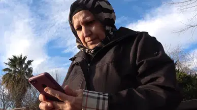 Enkazda Kalan Babasını İki Yıldır Arıyor