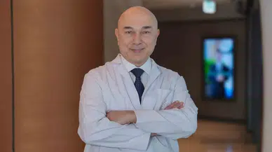 Guinness Rekortmeni Doç. Dr. Ali Zırh, 2 Bininci Ameliyatını Gerçekleştirdi