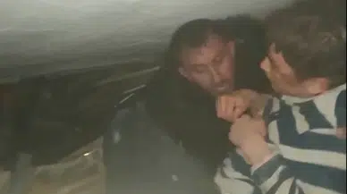 İtfaiyeci Baba Enkaz Altındaki Oğluna "Sen Bekle" Dedi, Evvel Diğerlerini Kurtardı