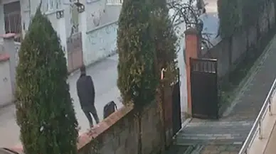Kızların Yanından Geçerken Ateş Açan Magandayı Çöp Atmak İçin Konutundan Çıkan Jandarma Yakaladı