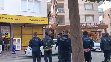 Konutundaki Camları Kırdı, Kendisine Ziyan Vermek İsterken Balkonda Yakalandı