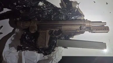 Kovalamaca Sonucu Yakalanan Şüpheliden Otomatik Tabanca Çıktı