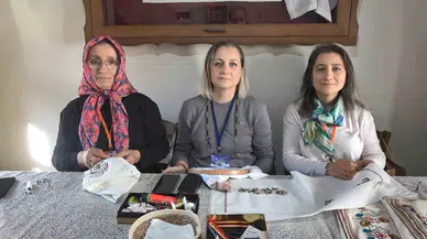 Öğrencileri Ortasında Annesi ve Ablası da Bulunuyor