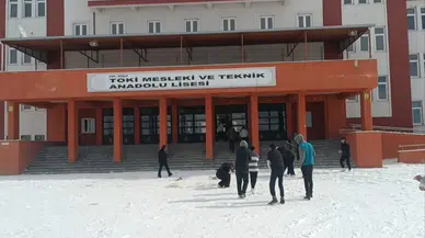Özalp İlçesinde Zilsiz Okul Uygulaması Başladı