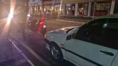 Polis Merkezi Önünde Kaza: 1 Yaralı