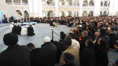 Ramazan’ın Müjdecisi Berat Kandili Gaziantep’te Dualarla İdrak Edildi
