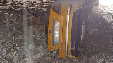 Ticari Taksi Şarampole Devrildi