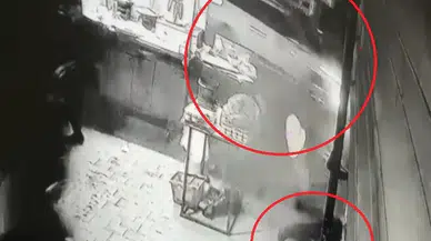 Seyyar Köftecinin Mevtten Saniyelerle Kurtulduğu Anlar Kamerada